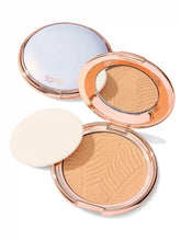 Amazonian clay blurring powder foundation